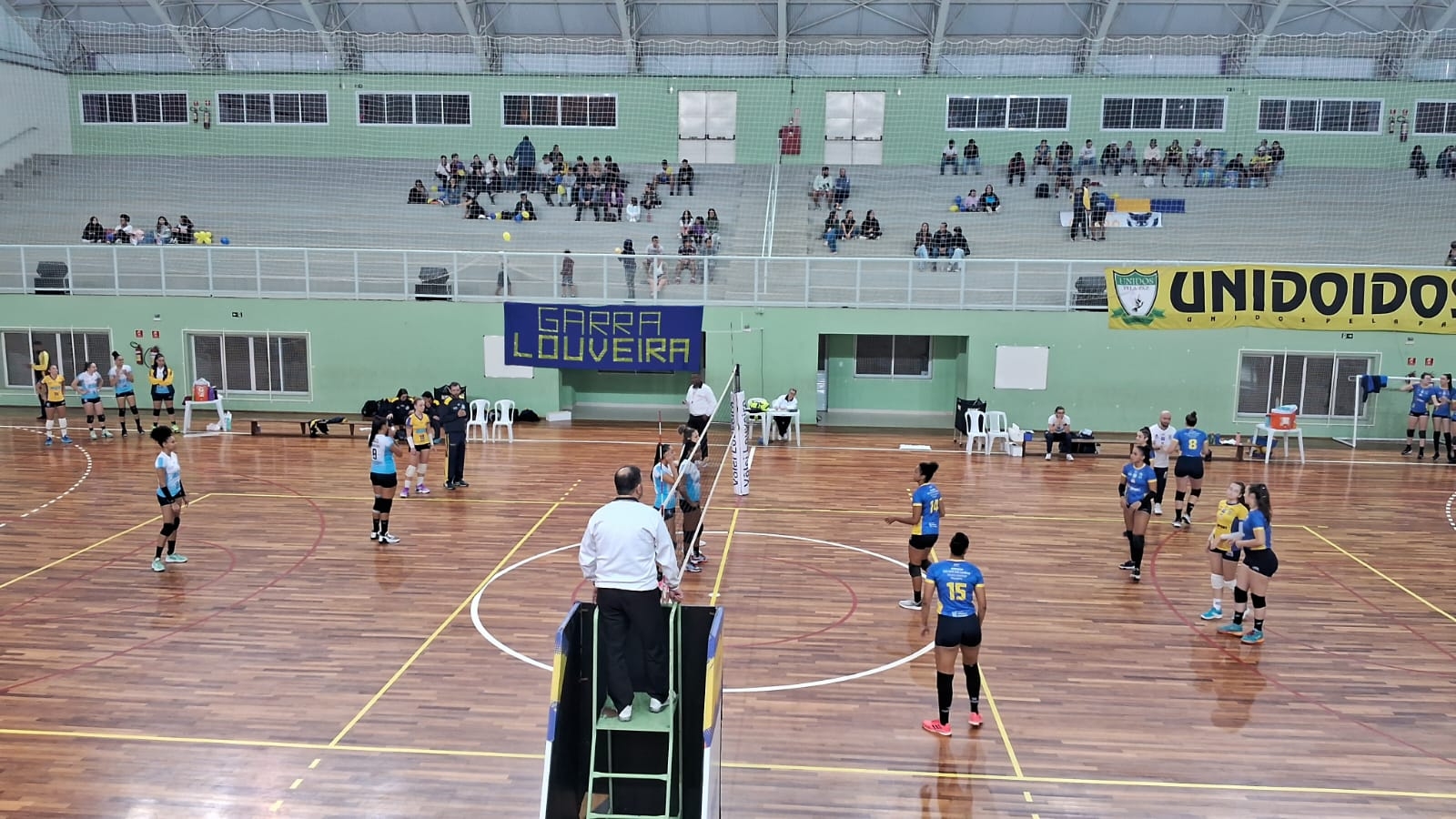 VAMOS TORCER- Louveira estreia no Paulista de vôlei feminino nesta