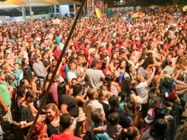 SHOW DO FRANK AGUIAR 07.jpg
