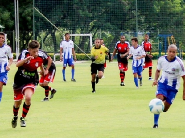 Futebol Amador avança para a 8ª rodada 05.jpg