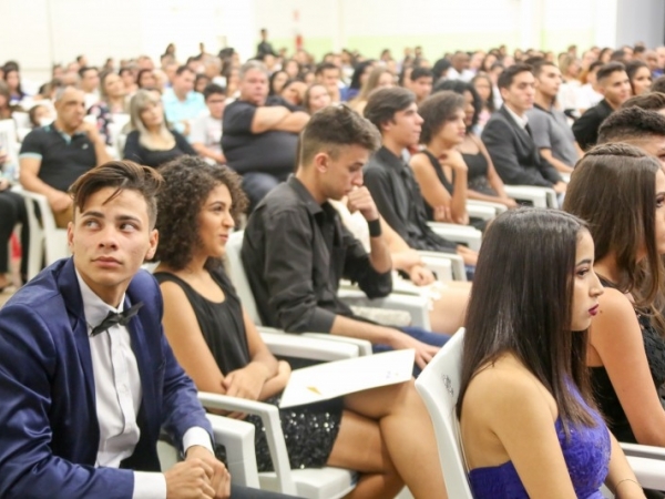 SENAC e Prefeitura forma 60 alunos no PET 31.jpg