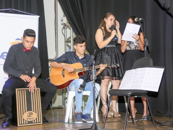 SENAC e Prefeitura forma 60 alunos no PET 05.jpg