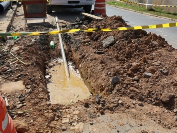 Obras na Ricieri Chiqueto 5.JPG