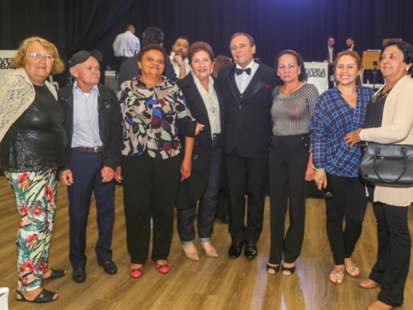 Salão de eventos da Cultura recebeu os grandes sucessos de Frank Sinatra 003.jpg