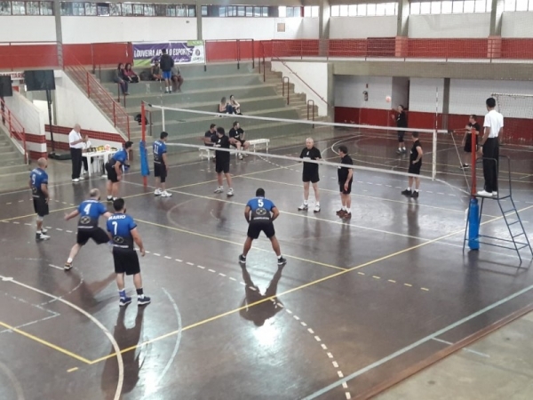 Finais do Campeonato Adulto de Vôlei acontecem no sábado (24) 004.jpg