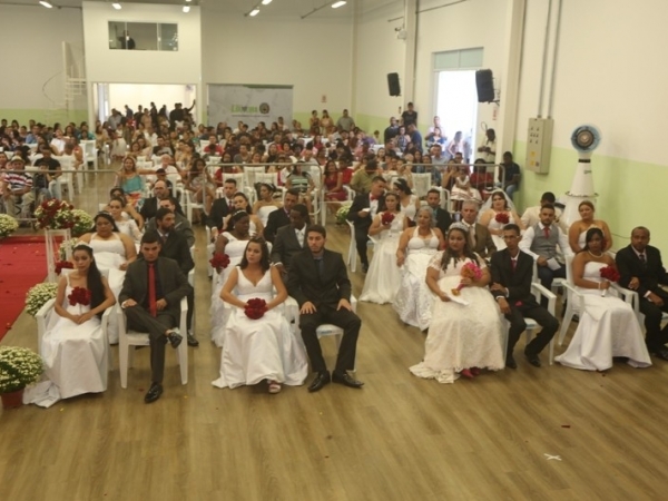 Salão de eventos da Cultura celebra Casamento Comunitário para 30 casais.JPG