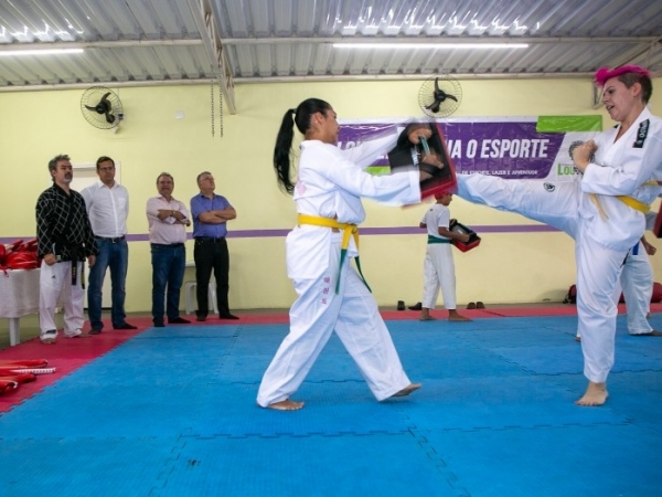 Alunos de Taekwondo recebem novos equipamentos de treino.jpg