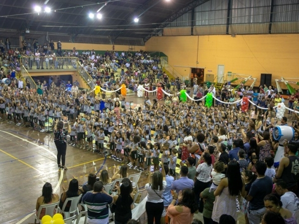 Educação Infantil forma 695 alunos louveirenses09.jpg