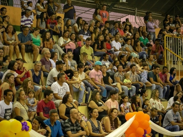 Educação Infantil forma 695 alunos louveirenses018.jpg