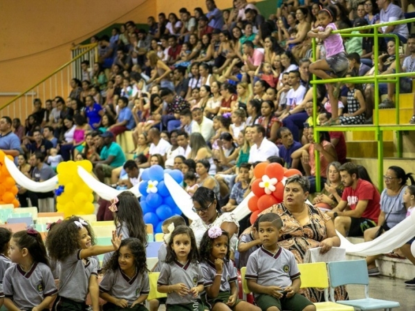 Educação Infantil forma 695 alunos louveirenses033.jpg