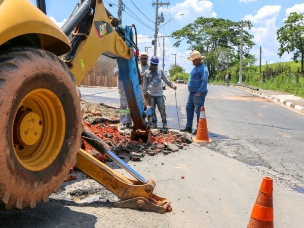 Obras no Santo Antônio reduzem o desperdício de água e trazem economia para a população05.jpg