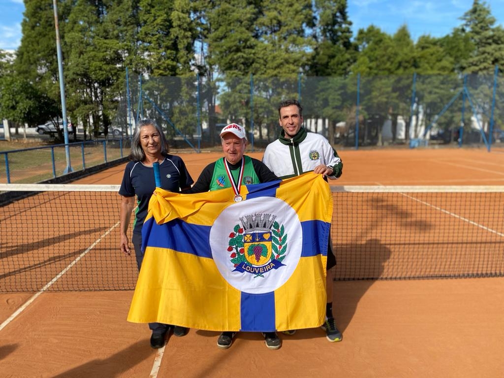 Tênis masculino de Santos é prata e feminino é bronze nos Jogos da  Juventude