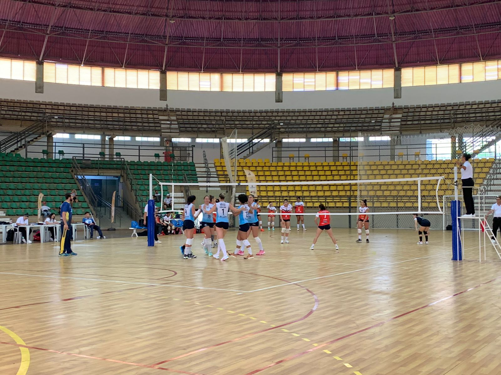 Jogo da Equipe Feminina de Louveira pelo Paulista de Vôlei Sub-21 é  remarcado para esta quinta-feira (26)